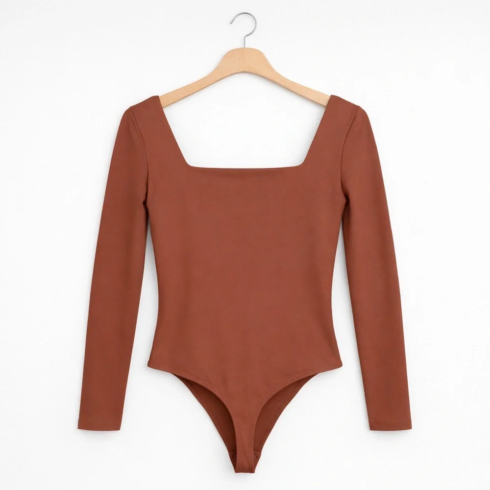 Babaton Contour Headway Bodysuit Rust Brown Square Neck Long Sleeve Small NWT - Picture 3 of 8